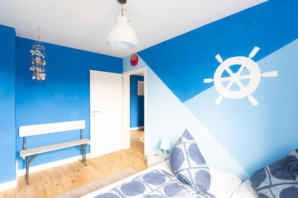- Sea Apartment Duisburg Center & Parking Spaces & Kingsize Bett - Central Station Hbf - Dış mekan fotoğraf